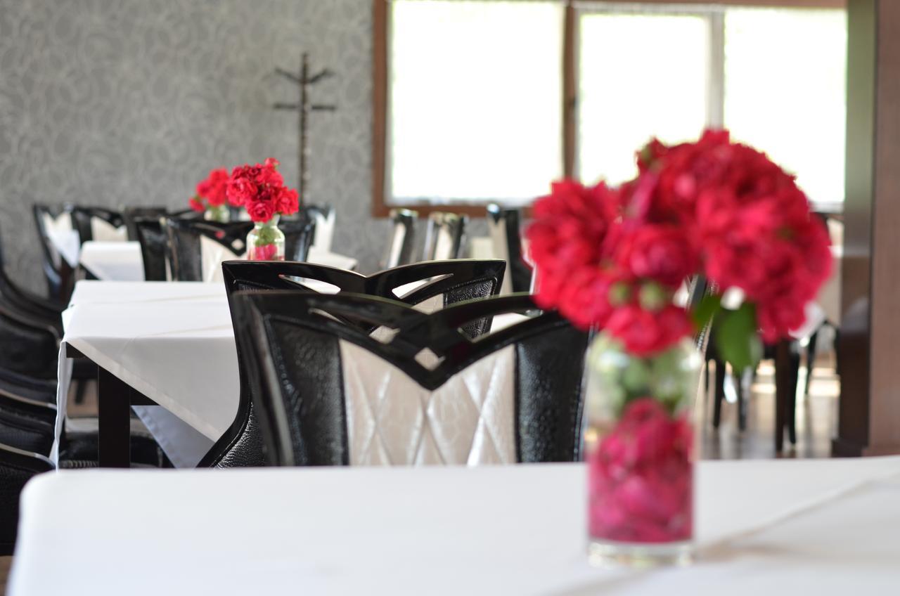 Johnny Hotel Kamenice Εξωτερικό φωτογραφία